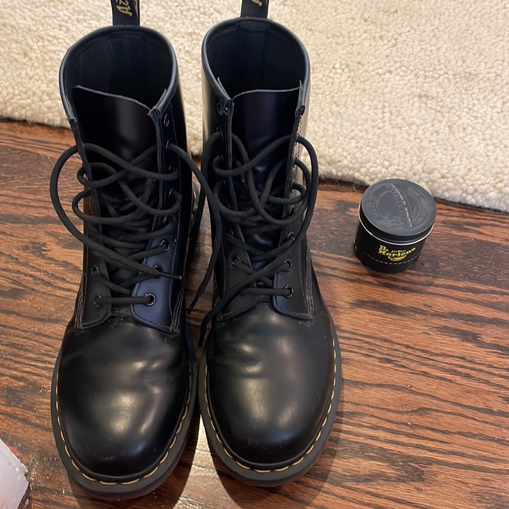 Classic Doc Martens womens size 11 great condition